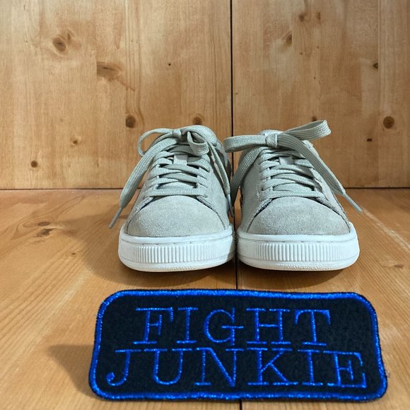 Puma CLASSIC Youth 6.5 Suede Athletic Shoes Sneakers - Picture 2 of 11